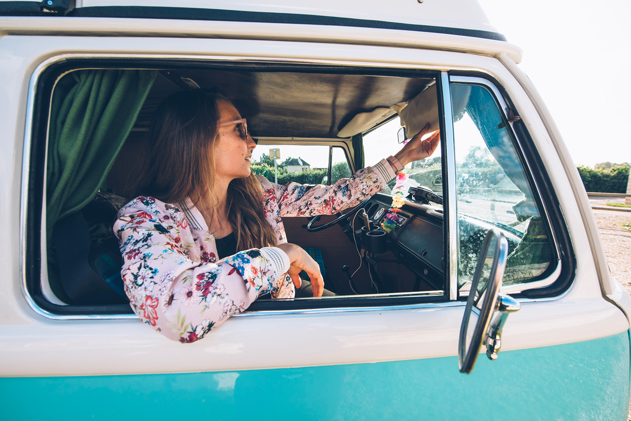 Sur la route, combi © Max Coquart, Best Jobers Sur la route, combi © Max Coquart, Best Jobers