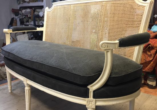 Sylviane Magnan-Stalin (upholstery and chair canning)