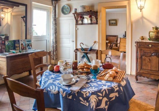 BREUX SUR AVRE Chambre d’hôtes La Troudière