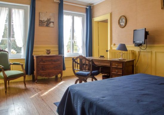 BREUX SUR AVRE Chambre d’hôtes La Troudière
