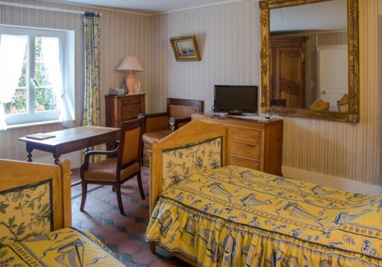 BREUX SUR AVRE Chambre d’hôtes La Troudière