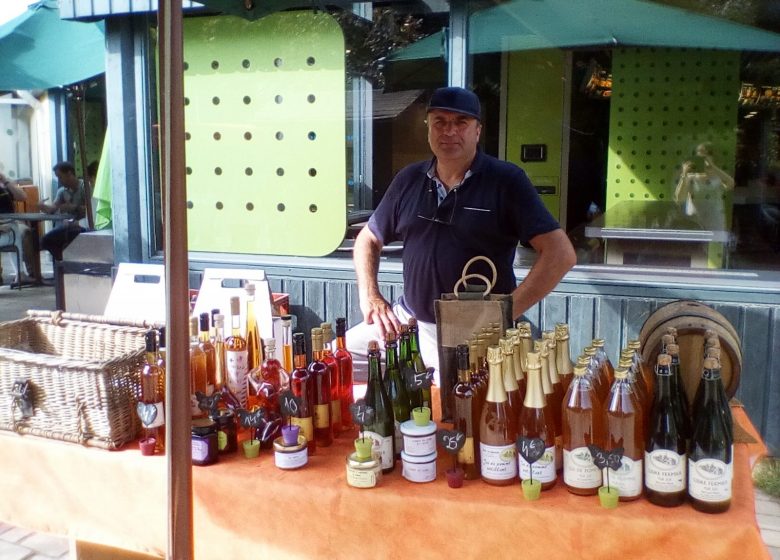 Ferme du Plessis (farmhouse cider and apple products)