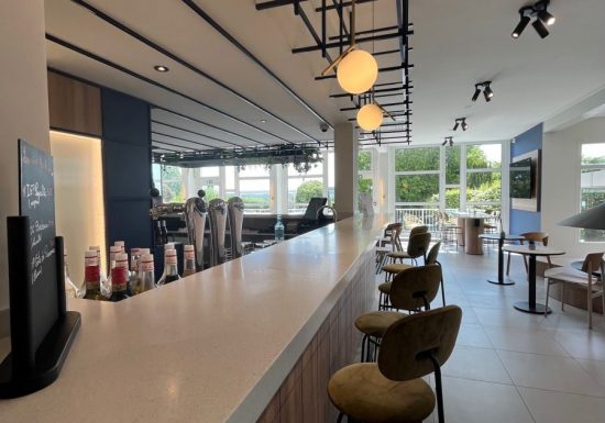 Restaurant Mercure Val de Reuil