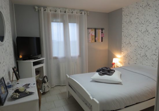 Mme  Chambre d’hôtes LA CLE DU BONHEUR