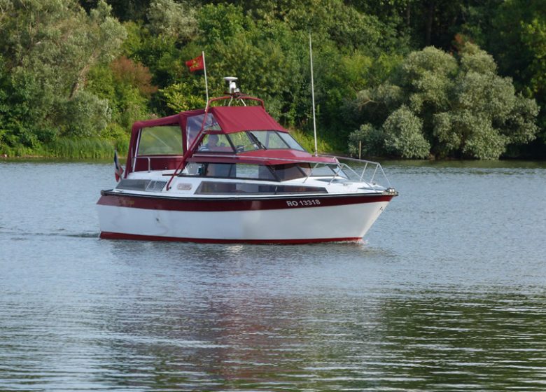 Liberté Seine Cruise