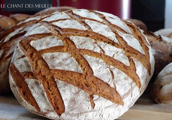 Le Chant des Meules (bread and cheese makers)
