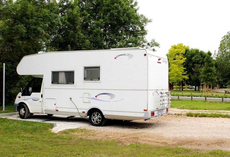 Aire de camping-car de Léry-Poses