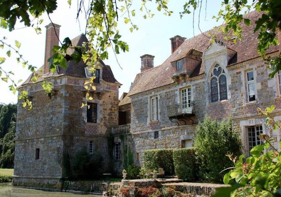Chambre au Château : une nuit dans un donjon médiéval